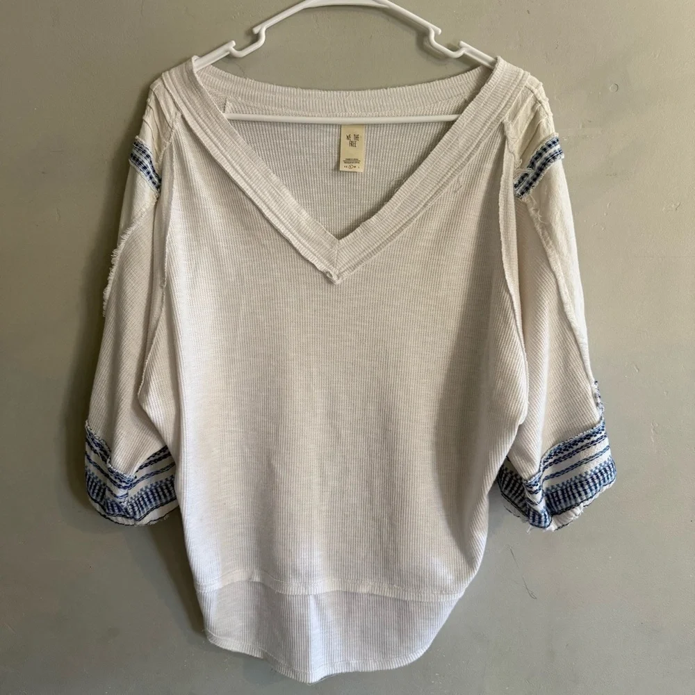 Free People We The Free Bubble Tee White Top with Blue Accents Linen Blend